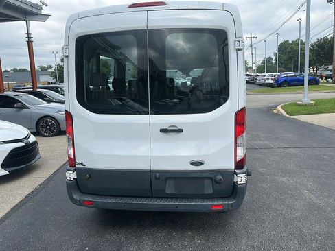 Used 2016 Ford Transit 350 XLT RWD image 4