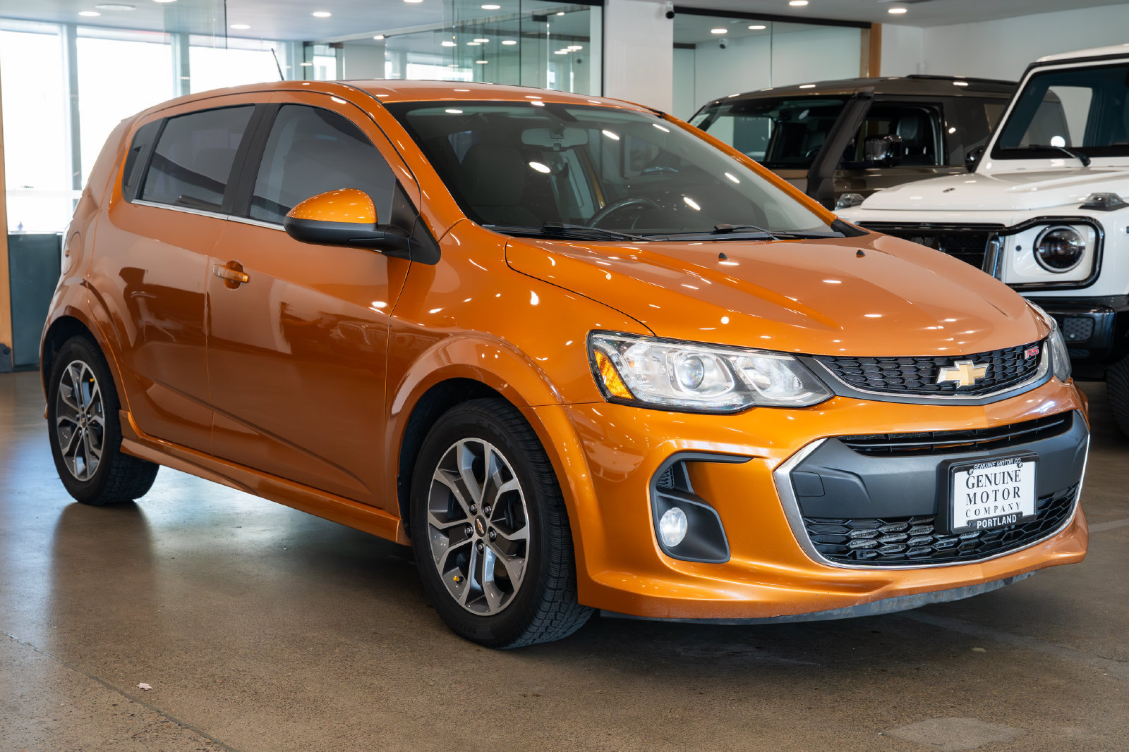 Used 2017 Chevrolet Sonic LT FWD image 3