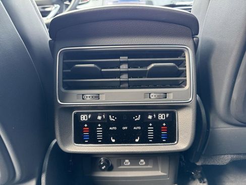 Certified 2025 Audi Q7 3.0T Prestige w/ Prestige Package image 21