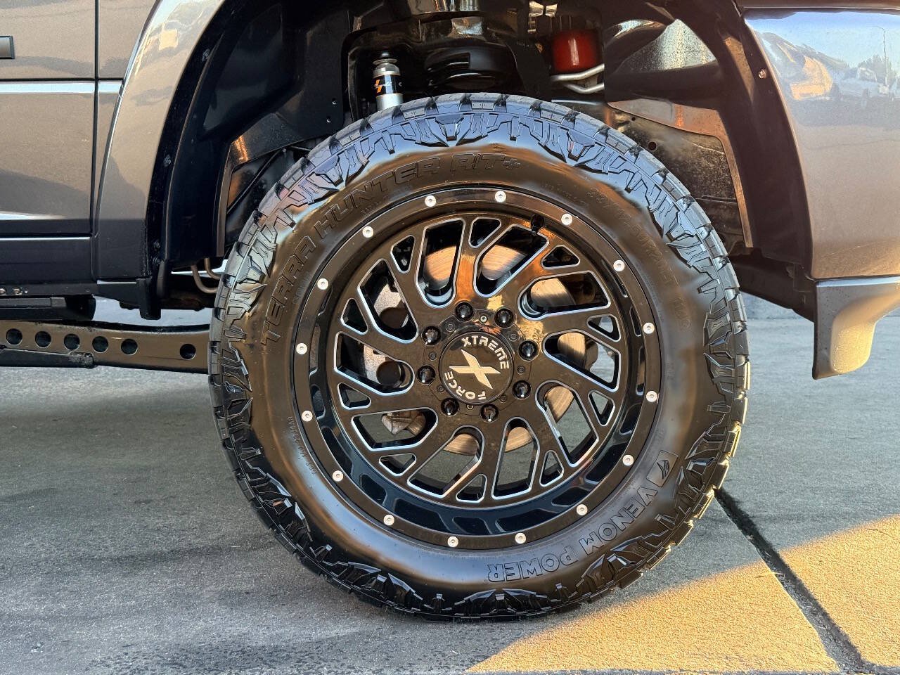 Used 2020 RAM 2500 Laramie w/ Night Edition AWD/4WD image 15