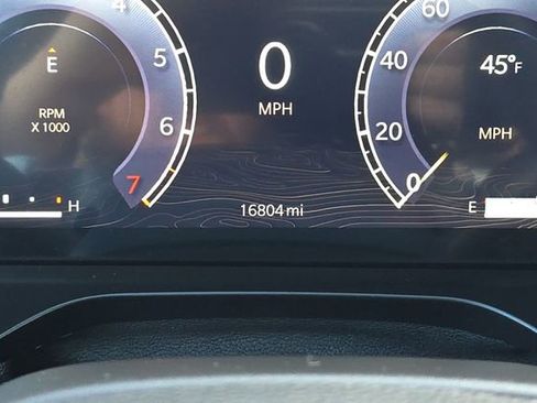 Used 2024 Jeep Grand Cherokee L Altitude image 41