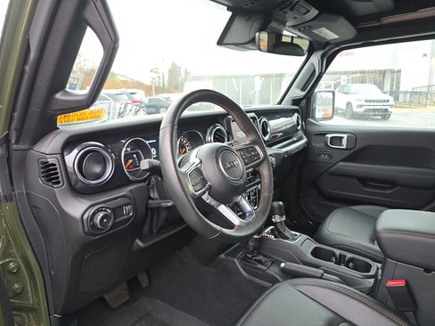 Used 2023 Jeep Wrangler Unlimited Rubicon 392 image 23