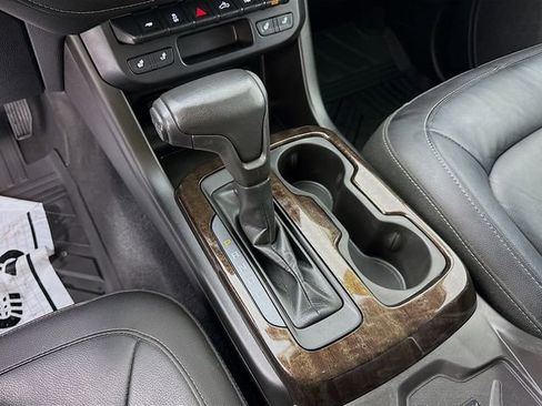 Used 2020 GMC Canyon SLT w/ Driver Alert Package image 17