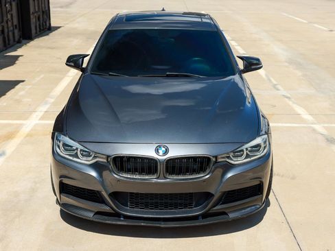 Used 2017 BMW 340i Sedan RWD image 21