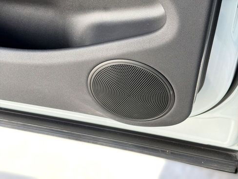 Used 2023 Land Rover Range Rover Evoque R-Dynamic S AWD/4WD image 21