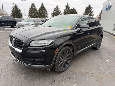 Used 2022 Lincoln Nautilus Reserve w/ Monochromatic Package image 11