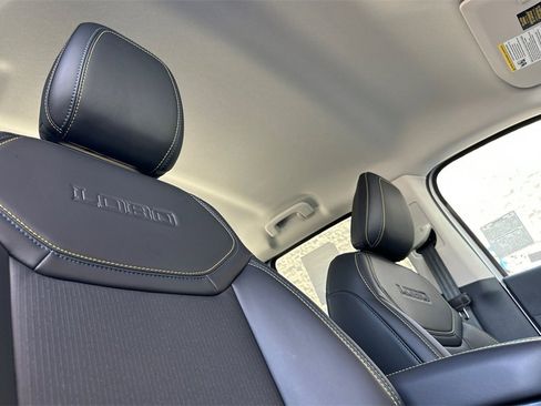 New 2025 Ford Maverick Lobo image 16