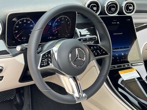 Certified 2025 Mercedes-Benz GLC 300 4MATIC image 14