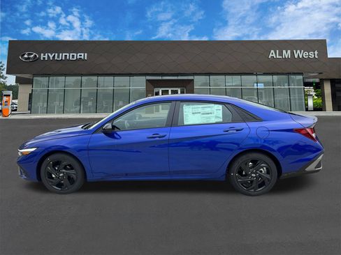 Certified 2026 Hyundai Elantra Sport FWD image 8