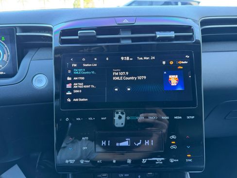 Used 2024 Hyundai Tucson Limited image 12