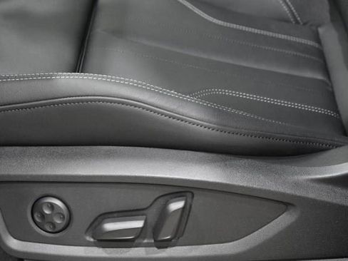 Used 2024 Audi Q5 2.0T Premium w/ Summer of Audi Package AWD/4WD image 16