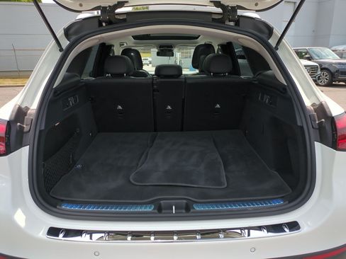 Certified 2024 Mercedes-Benz GLC 300 4MATIC image 33