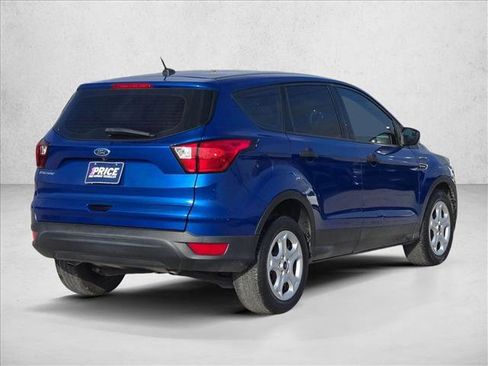 Used 2019 Ford Escape S image 5