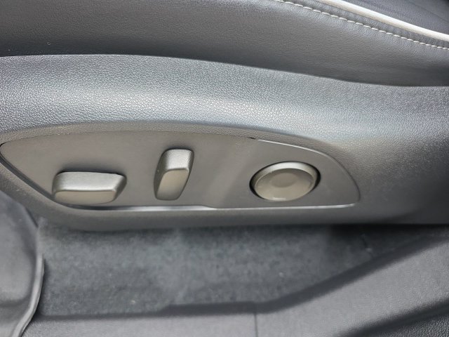 Used 2025 Buick Enclave Preferred FWD image 19