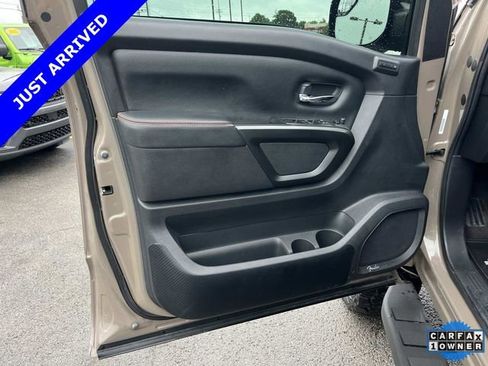 Used 2021 Nissan Titan PRO-4X w/ Pro-4x Convenience Package AWD/4WD image 24