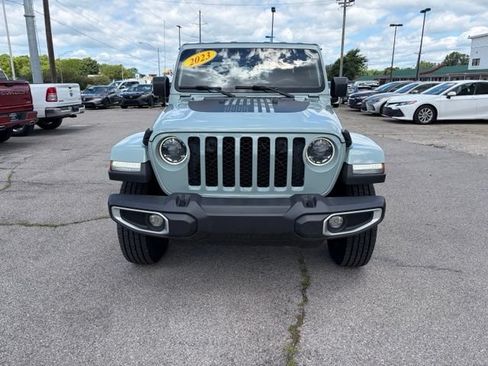 Used 2023 Jeep Gladiator Sport AWD/4WD image 2