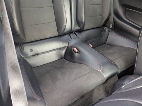 Used 2017 Ford Mustang GT Premium image 20