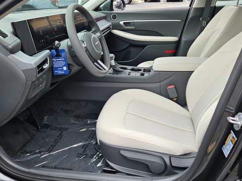 New 2026 Hyundai Sonata SE FWD image 5