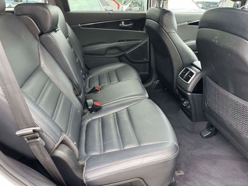 Used 2018 Kia Sorento SX FWD image 12