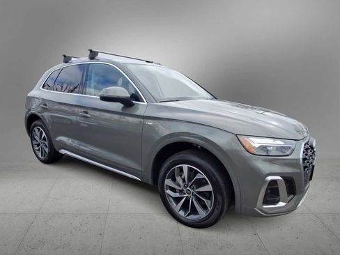 Certified 2023 Audi Q5 2.0T Premium Plus w/ Premium Plus Package image 2