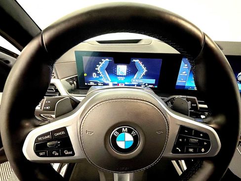 Certified 2023 BMW X7 xDrive40i w/ M Sport Package image 13