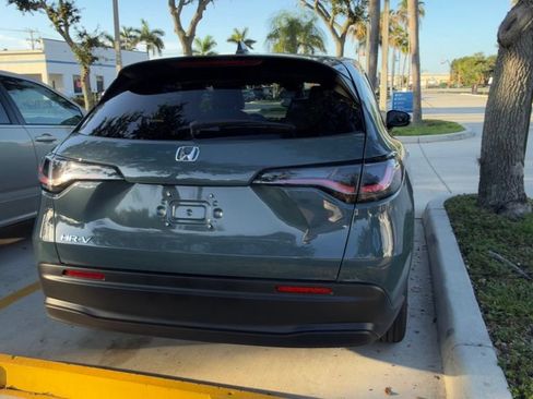 Used 2027 Honda HR-V LX image 5