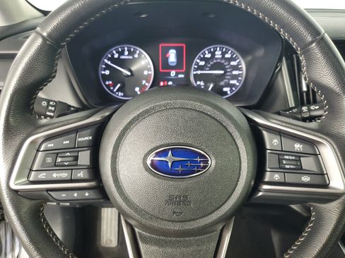 Used 2025 Subaru Outback Premium AWD/4WD image 23