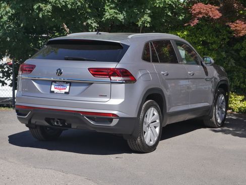 Used 2020 Volkswagen Atlas Cross Sport SE w/ Panoramic Sunroof Package AWD/4WD image 27