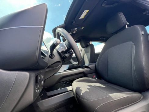 Certified 2024 Hyundai Ioniq 6 SE RWD image 18