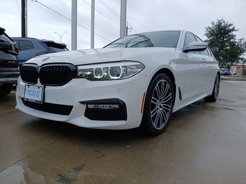 Used 2018 BMW 530i RWD image 3