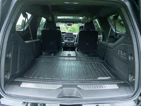 Used 2026 GMC Yukon XL Denali w/ Denali Reserve Package AWD/4WD image 34