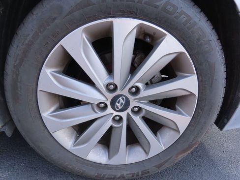 Used 2016 Hyundai Sonata Sport image 16