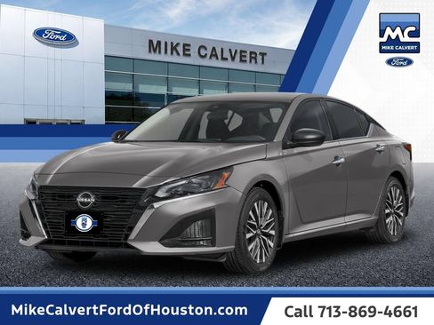 Used 2025 Nissan Altima 2.5 SV FWD image 1