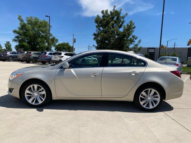 Used 2016 Buick Regal AWD image 2