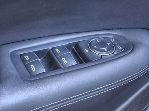 Used 2024 Cadillac XT5 Luxury w/ LPO, Floor Liner Package FWD image 17