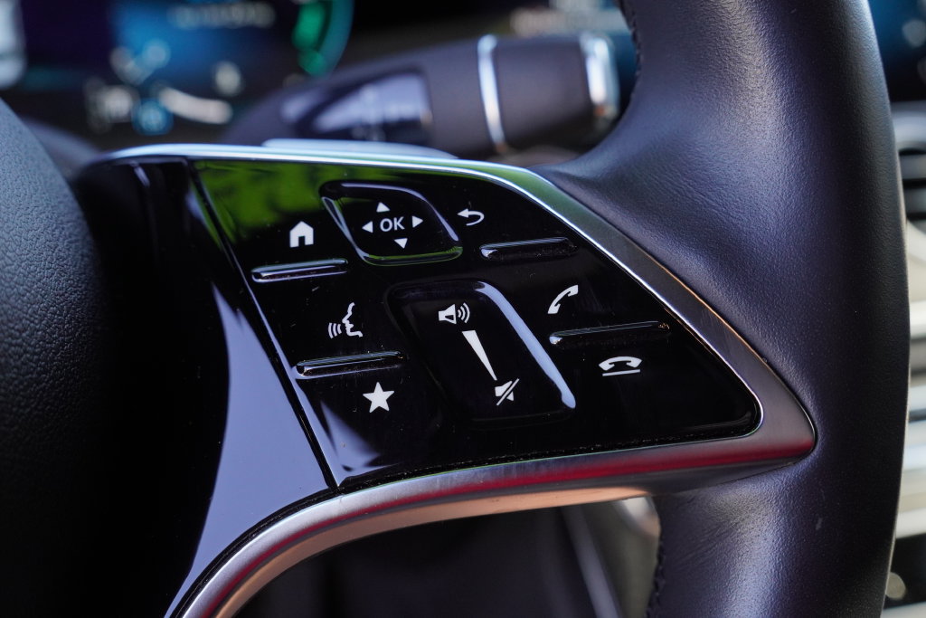 Used 2022 Mercedes-Benz E 350 Sedan image 20