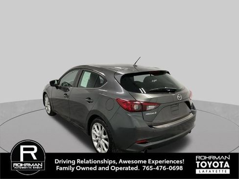 Used 2017 MAZDA MAZDA3 Touring FWD image 4