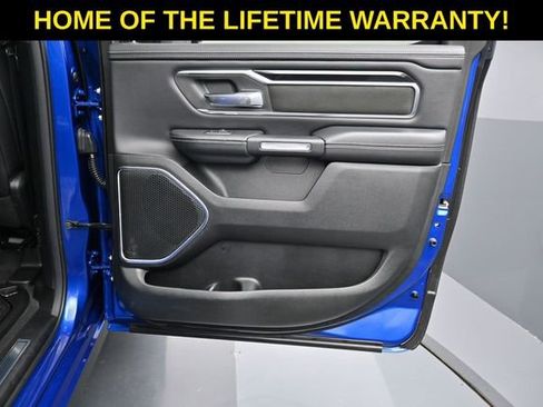 Used 2019 RAM 1500 Laramie w/ Sport Appearance Package AWD/4WD image 46