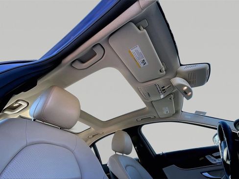 Used 2017 Mercedes-Benz C 300 4MATIC Sedan image 25