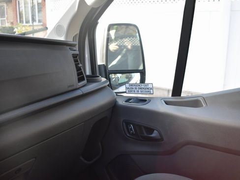 Used 2024 Ford Transit 350 XLT image 19