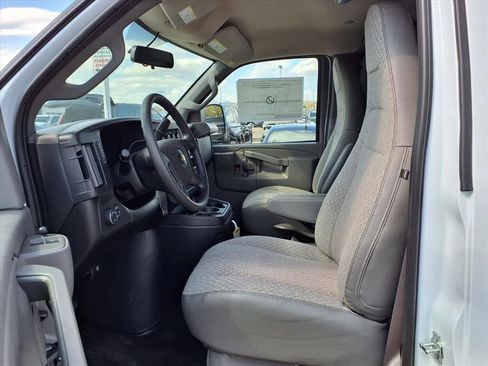 New 2026 Chevrolet Express 2500 Extended w/ Driver Convenience Package image 15