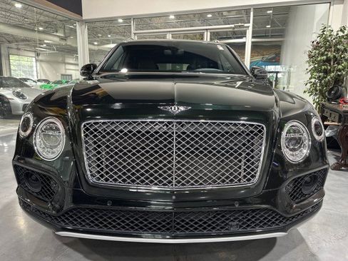 Used 2017 Bentley Bentayga AWD/4WD image 23