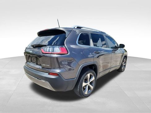 Used 2019 Jeep Cherokee Limited FWD image 9