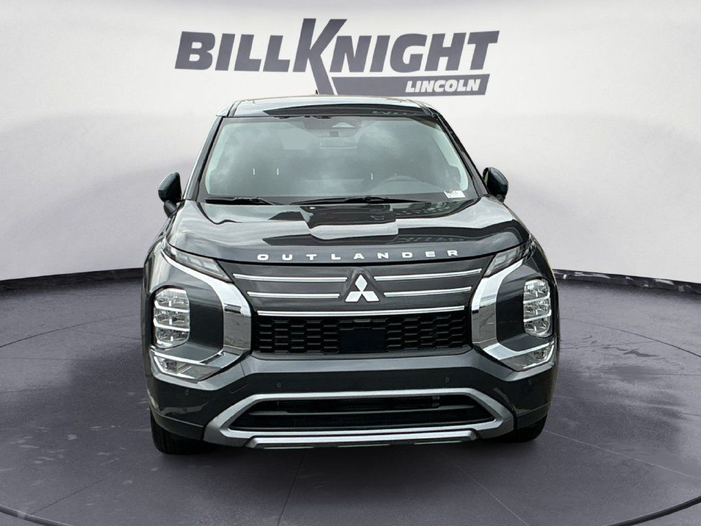 Used 2025 Mitsubishi Outlander SE FWD image 8