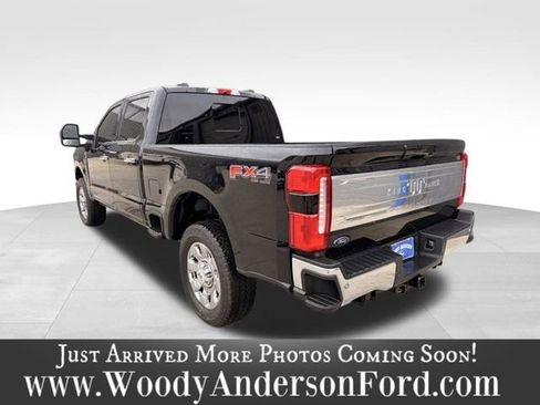 Used 2025 Ford F250 King Ranch w/ Chrome Package image 4