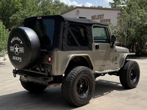 Used 2006 Jeep Wrangler Sport w/ 30" Tire & Wheel Group AWD/4WD image 15