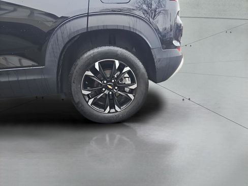 Used 2023 Chevrolet TrailBlazer LT w/ Convenience Package image 8