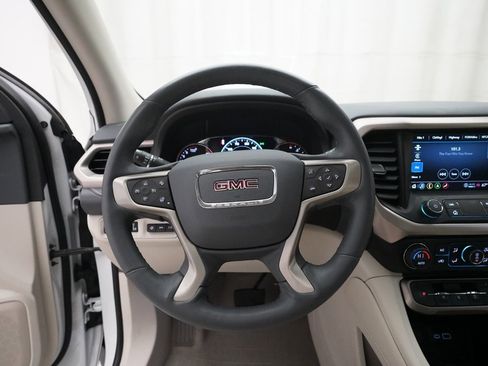 Used 2023 GMC Acadia Denali w/ Trailering Package image 4