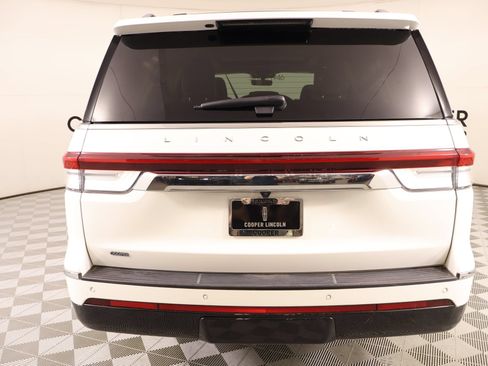 Used 2023 Lincoln Navigator L Reserve AWD/4WD image 24