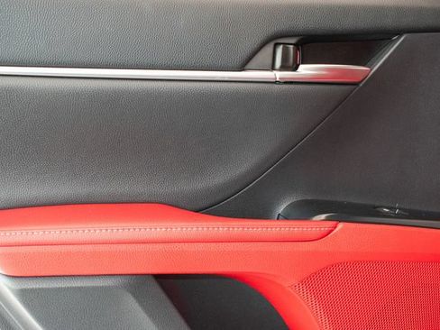Used 2019 Toyota Camry XSE FWD image 17